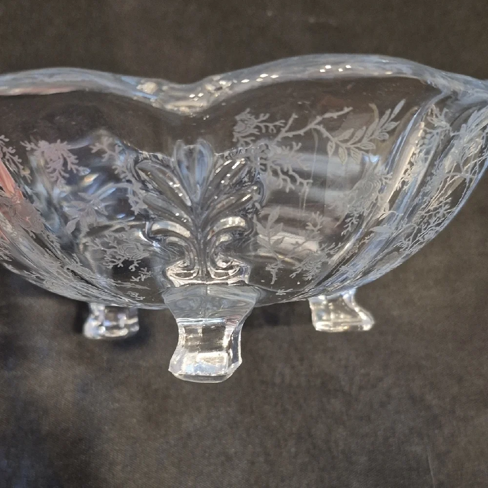 Fostoria Navarre Etched Crystal  Scalloped Edge, Floral Nut Or Candy Bowl